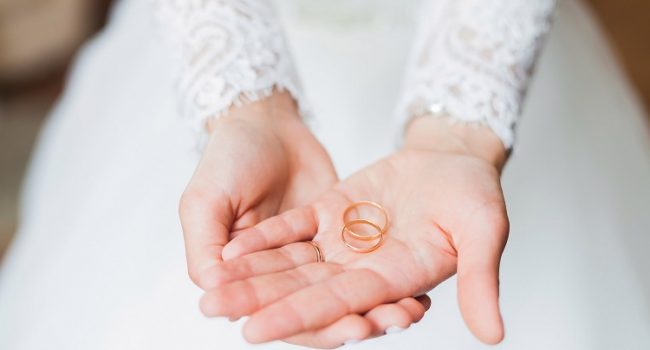 احتیاط در ازدواج کردن