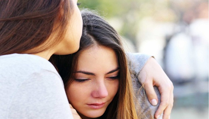 بافرد افسرده در خانواده چگونه برخورد کنیم؟