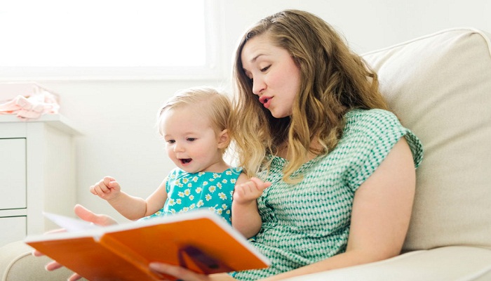 چگونه کودکان را به کتاب خواندن علاقه مند کنیم؟