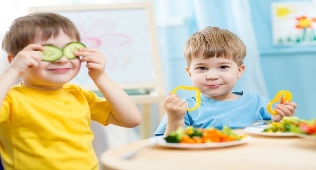 تغذیه مناسب کودکان دبستانی