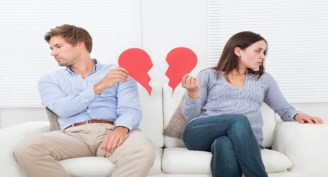 بچگانه حرف زدن خانم ها